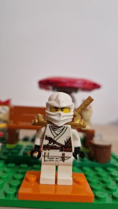 Original LEGO Zane ZX - Shoulder Armor njo0031