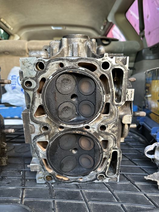 Головы Subaru Outback EJ25 2,5 объем.
