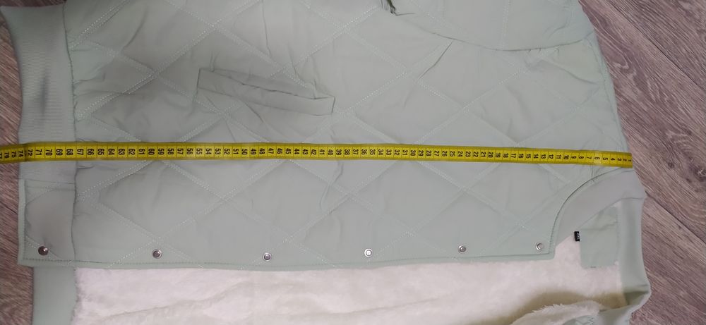 куртка унисекс новая