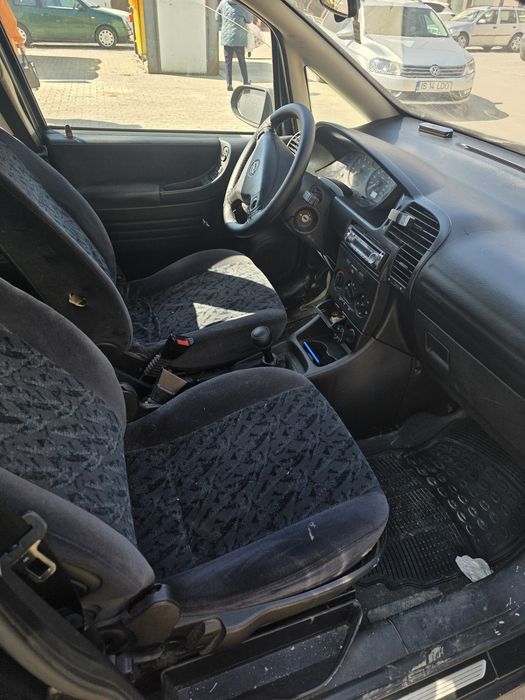 Opel Zafira A 2001 1.8 benzina