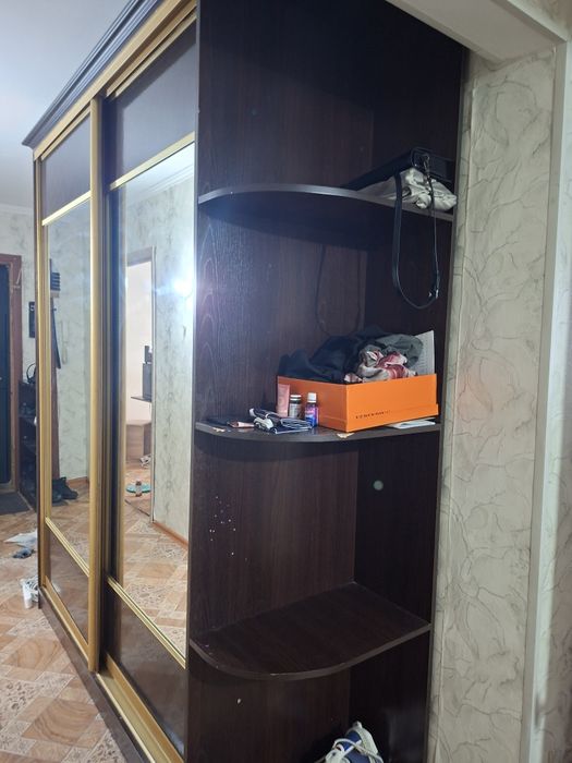 Продам шкаф лдсп