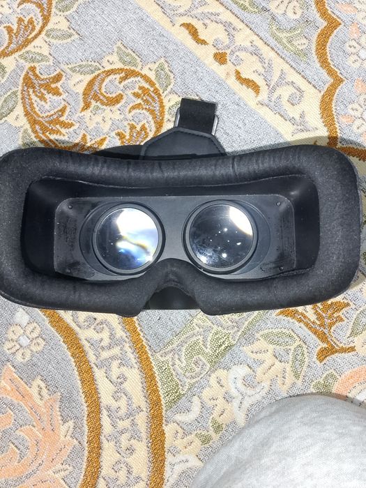 Продам vr очки в хорошем состоянии