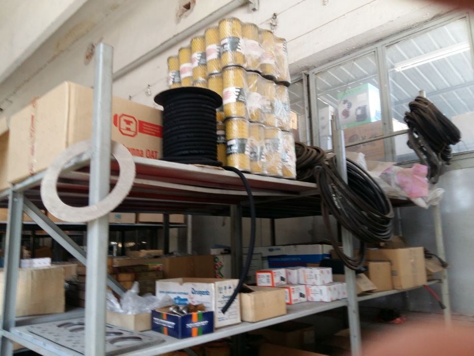 Авточасти и аксесоари за .лада.нива.жигула.москвич.и други руски коли.