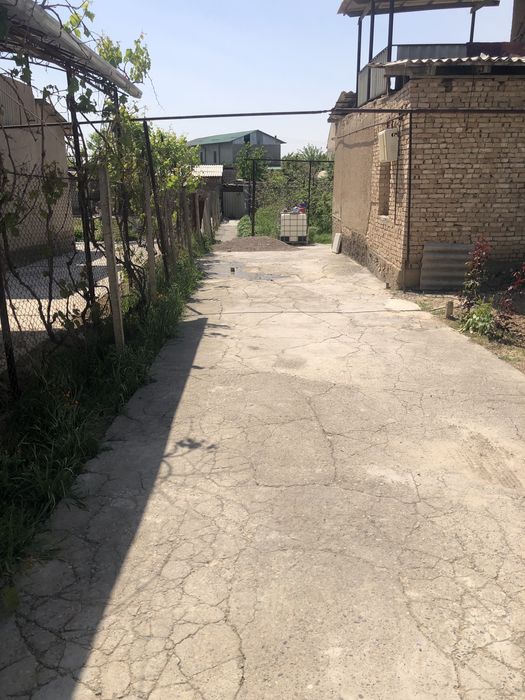 Продается земля 4 сотки. Кибрай. Узумзор