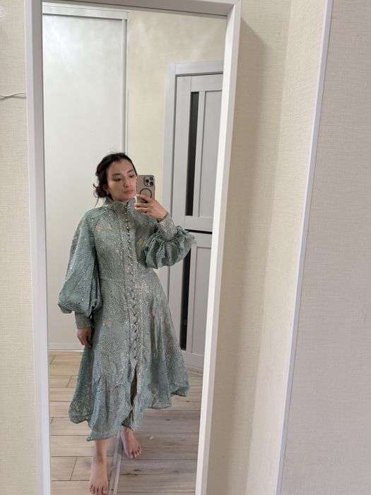 Продам новое платье