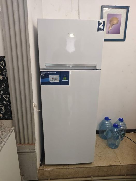 Холодильник , жаңа