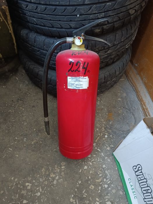 Продам огнетушитель порошковый ОП-3