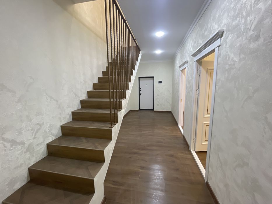 дуплекс 115 кв евро ремонт срочно сотилвоти замона туйхона 3 та хона