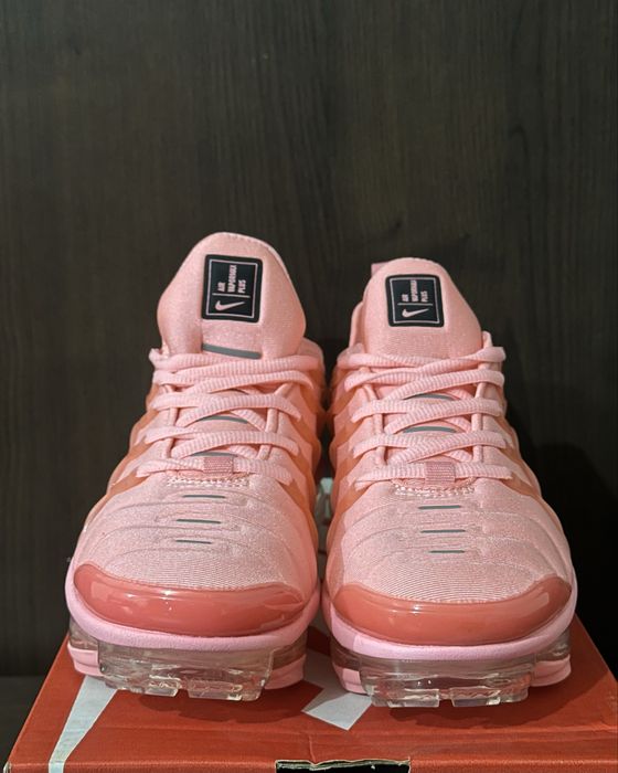 Nike Air VaporMax Plus “Pink Foam”