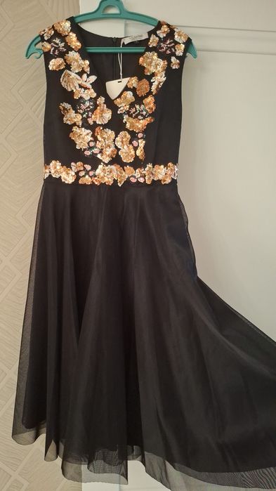 Красивое платье, сетка