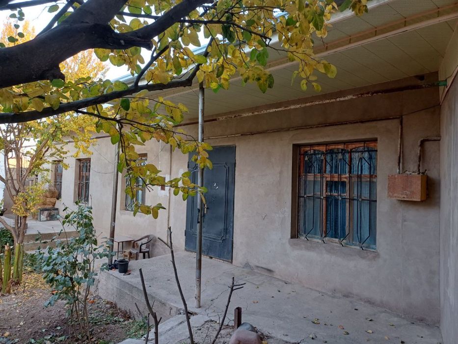 продаётся свой дом(участок) в чирчике