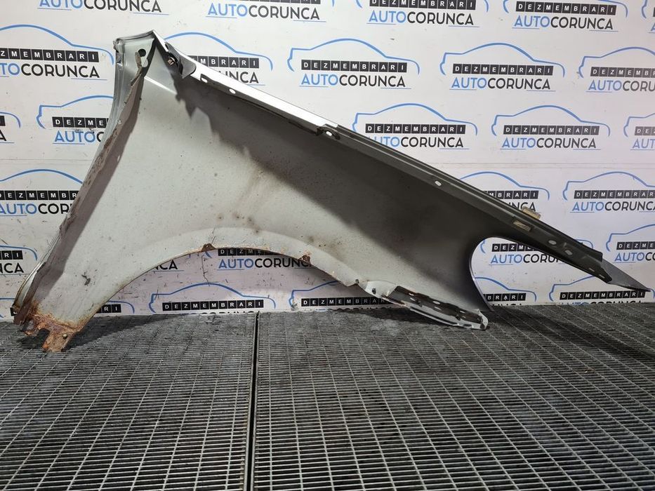 Aripa Stanga Fata Porsche Cayenne Facelift 2007 - 2010 4 Usi GRI LM7W (1060) RUGINITA