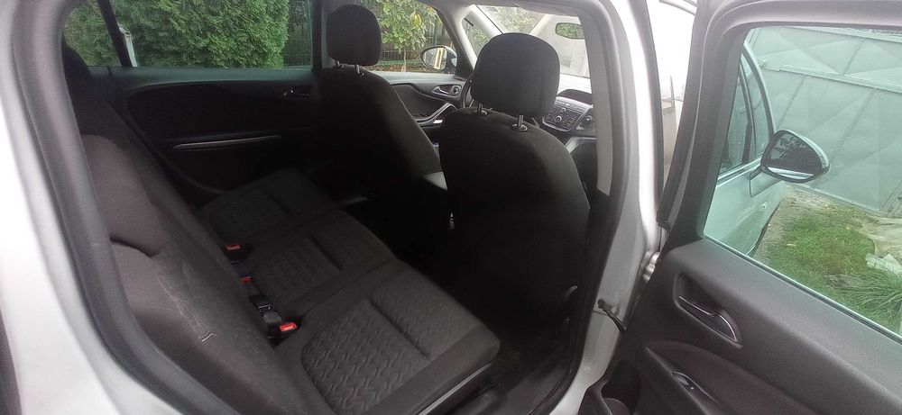 Vând Opel Zafira Tourer 1.6 CDTI ecoFLEX Start/Stop