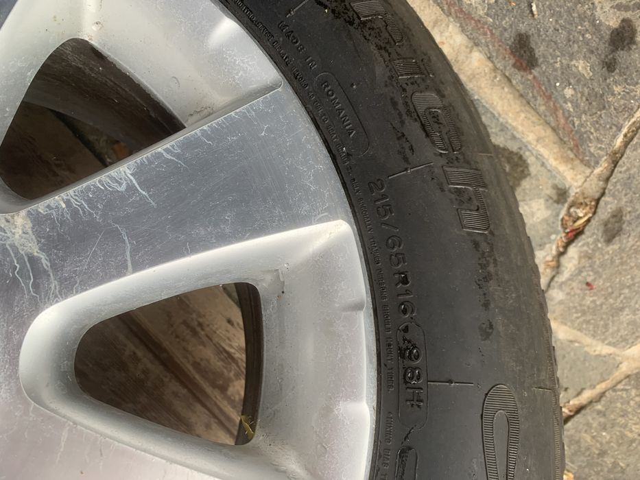 Jante cu anvelope de VW 215/65/R16