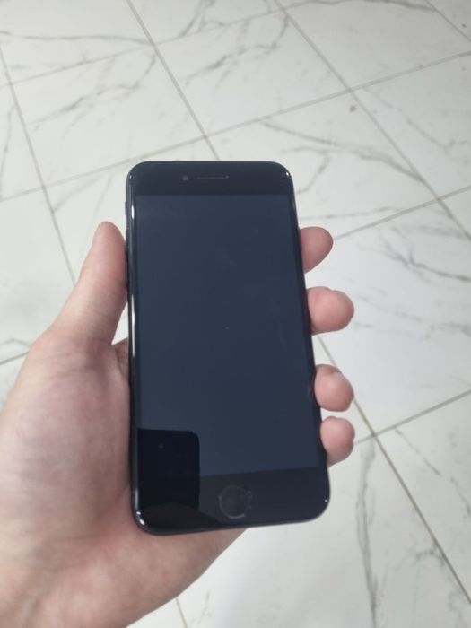 Samaung s21 и iphone 2020