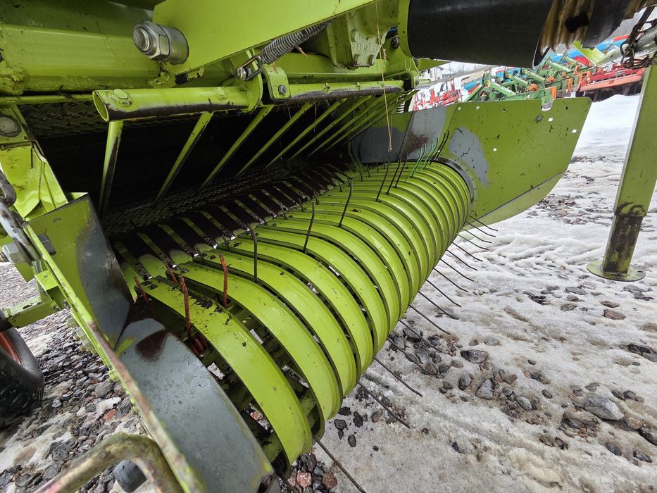 Presa  Balotat Claas Rollant 46