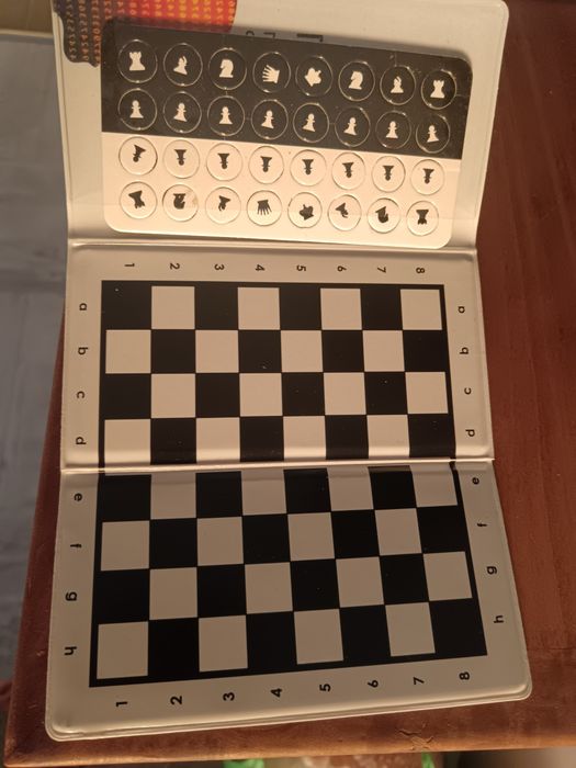 Настолни игри и Туистър