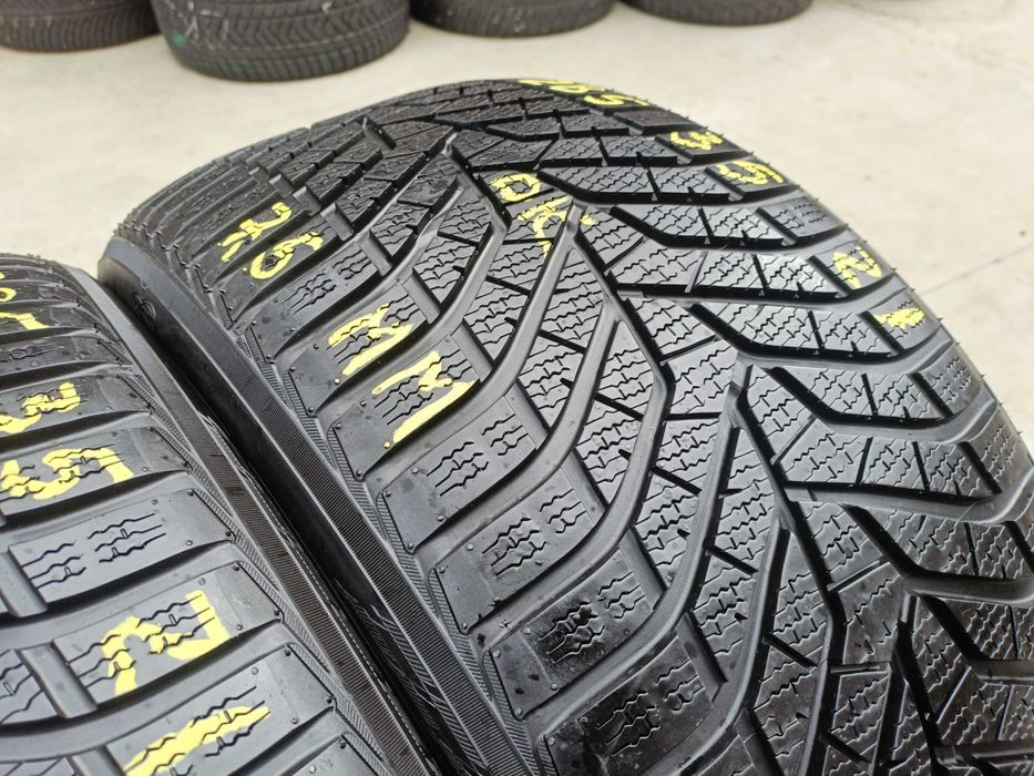 Set 4 anvelope de iarna 285 35 21 cu 325 30 21 yokohama profil 7,5 mm