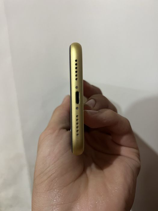 iPhone 11.