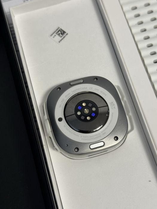 НОВ 47mm Samsung watch 8 Ultra LTE Yettel Гаранция 2027 Titanium White