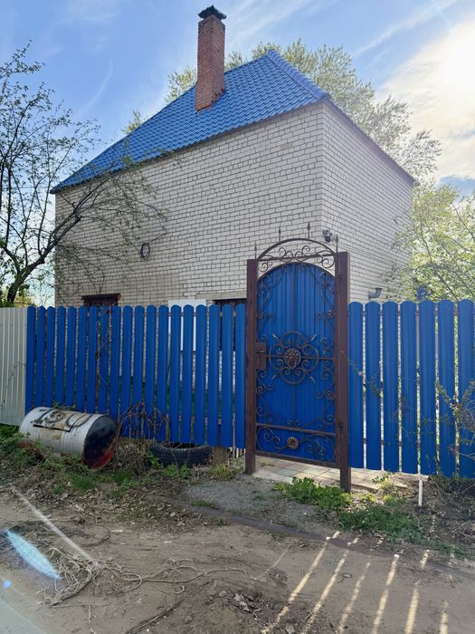 Продам дом на дачном участке