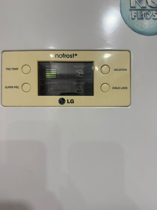 Продаётся холодильник  большой  120 тыс