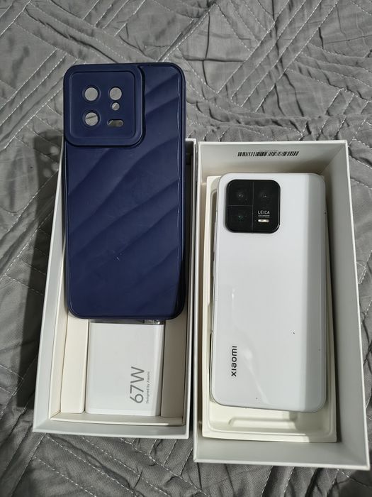 Продам Xiaomi 13