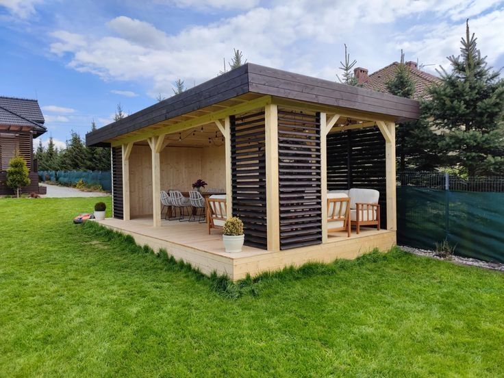 Construim foișoare și terase