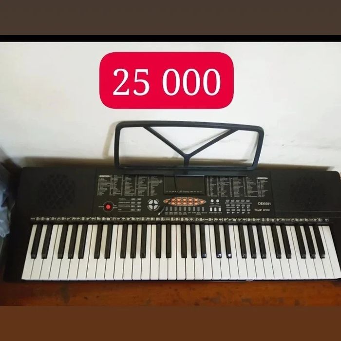 Синтезатор музыкальный