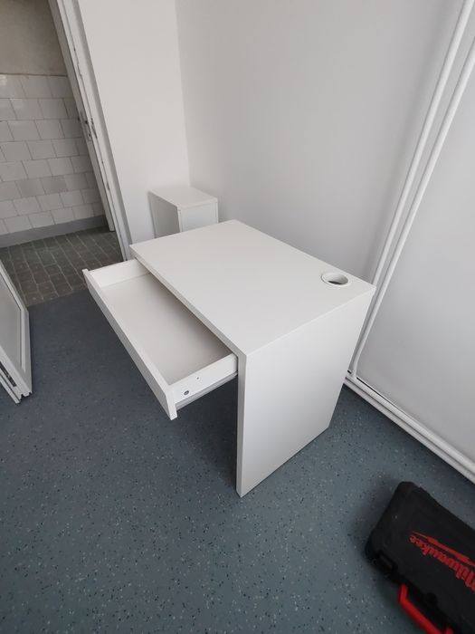 Birou MICKE Ikea