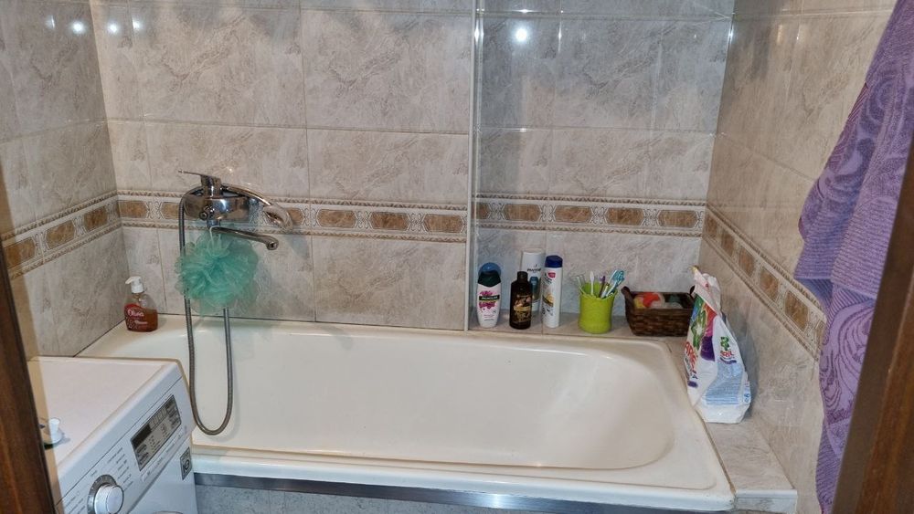 Продается квартира 2/4/4 парк Локомотив