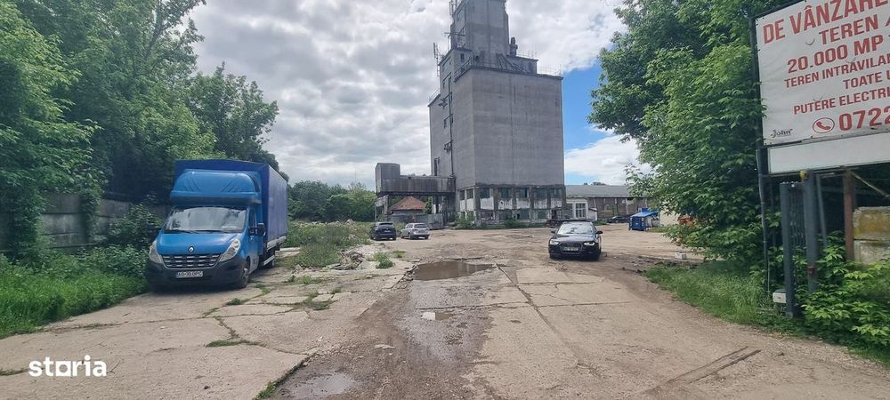 Teren de vânzare central, 18000 mp, acces asfaltat intravilan