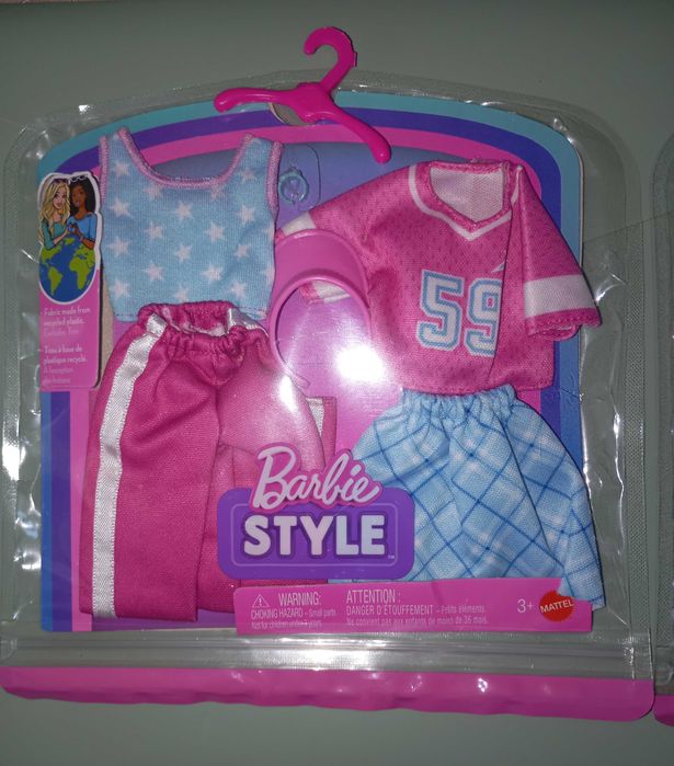 Дрехи за кукла Barbie. Mattel.