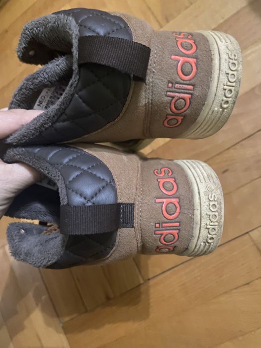 Маратонки Adidas