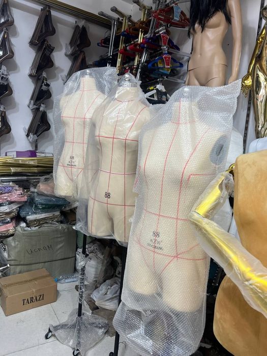 Professional chiziqli manikenlar optom narxda xarid qiling