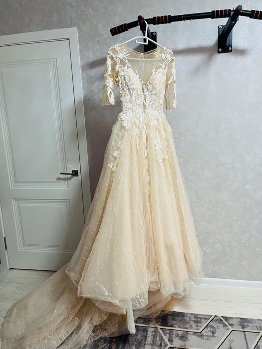 Продам свабедное платье