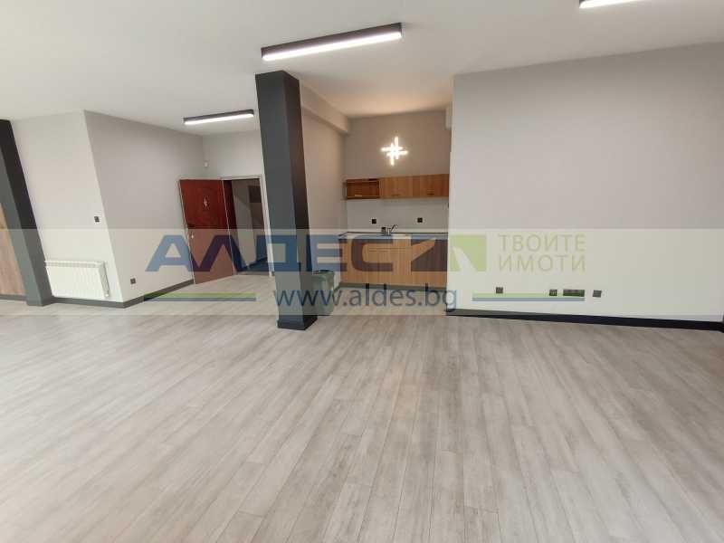 Дава се под наем Офис в София, Лозенец - 106 кв.м за 1416 € - Снимка #3