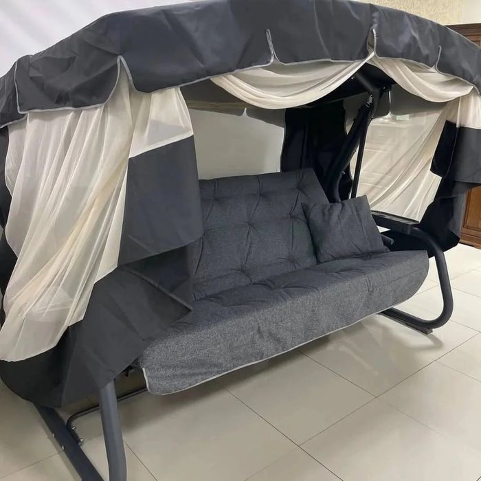 Садовые качели с москитной сеткой