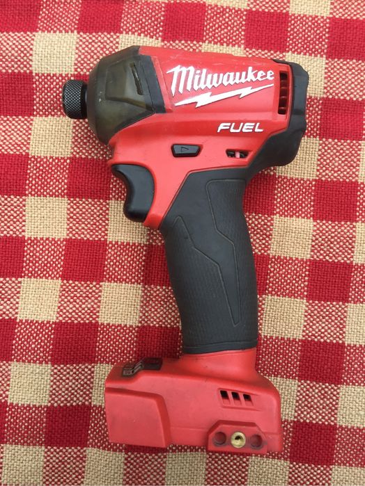 Milwaukee M18 FQID/безчетков хидравличен импакт