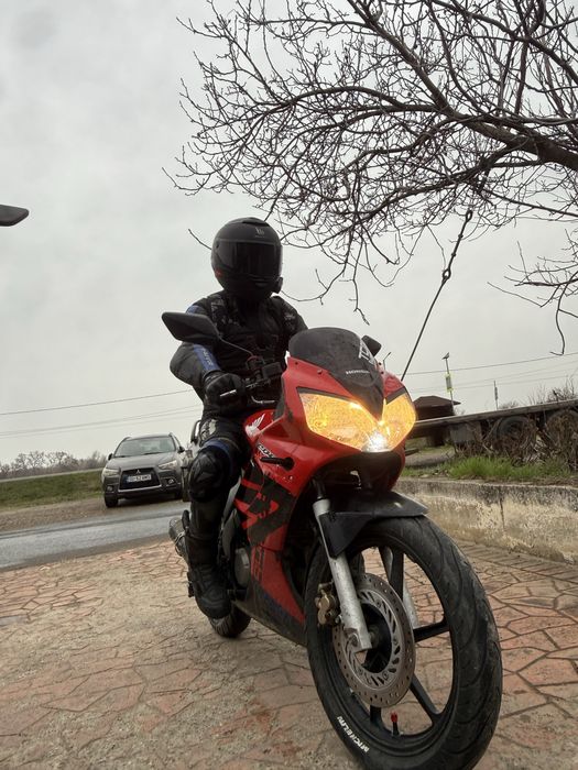 Honda cbr 125 r jc 34 2004