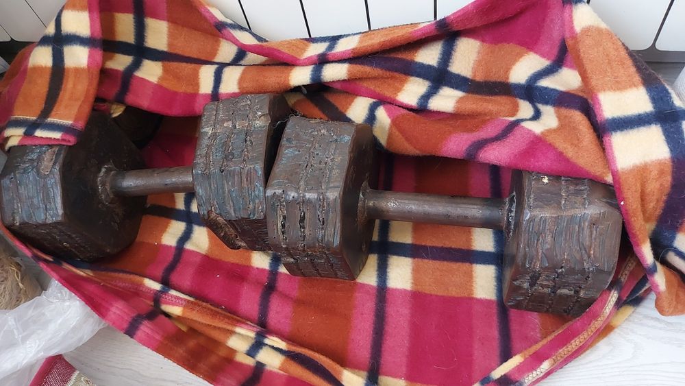 Штанга и гантели