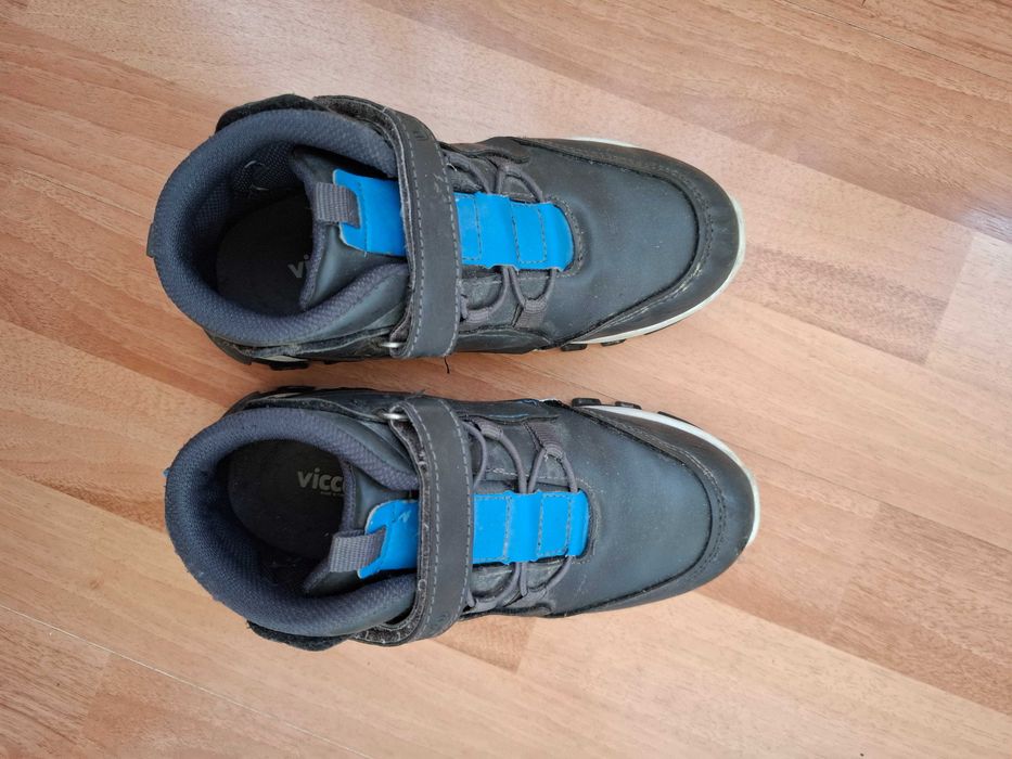 Продам сапожки демисезонные для мальчика