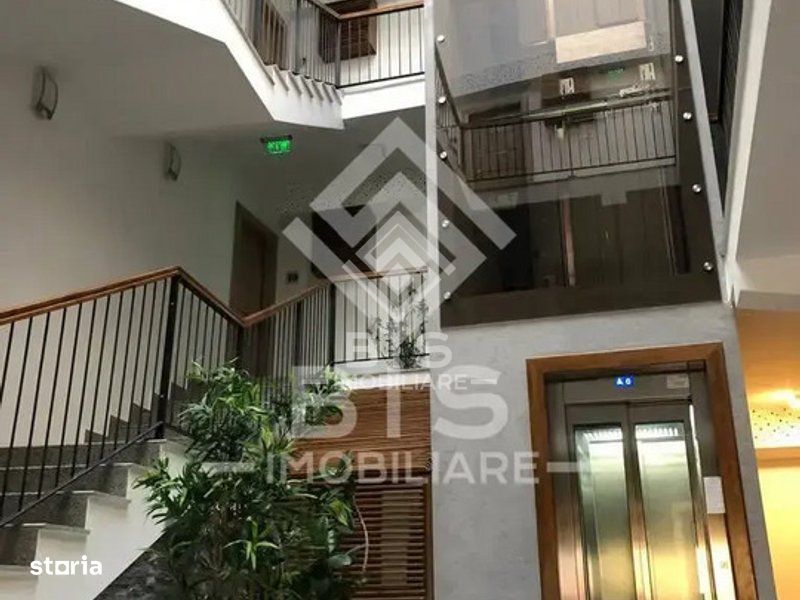 Penthouse zona Mall - Calea Moldovei