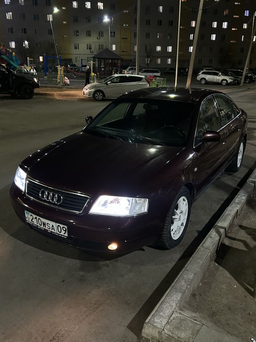 Audi A6 C5 1997 года 2.4