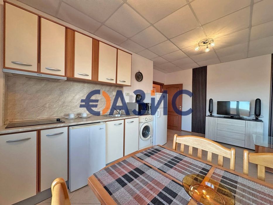 Апартамент с 2 спални в комплекс Амадеус 3, 77 кв.м., Слънчев бряг,