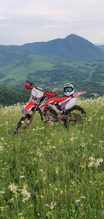 Vând Honda crf 250 x