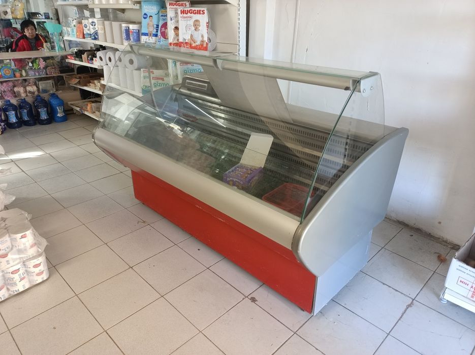 Холодильник продается