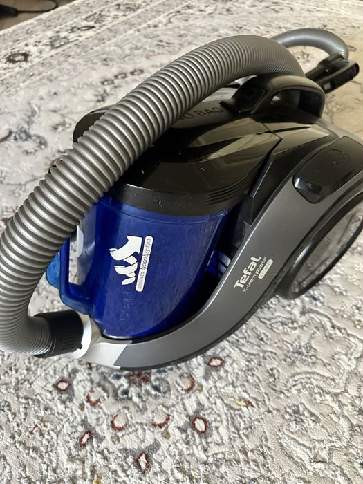 Пылесос Tefal в хорошем состоянии
