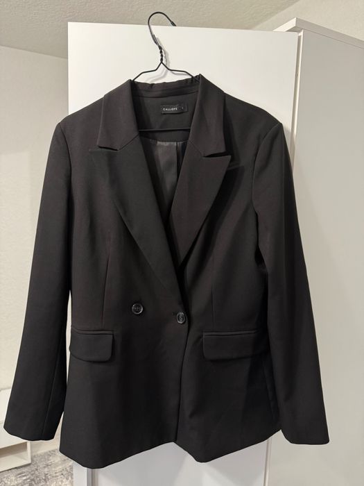 Ново дамско сако