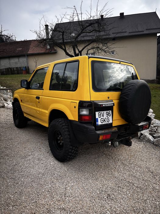 MITSUBISHI Pajero 1995 — imagine 4